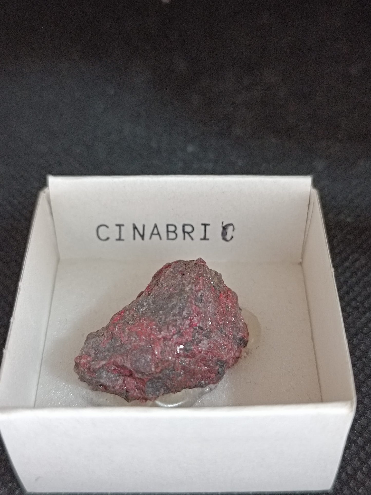 Mineral de colección Cinabrio
