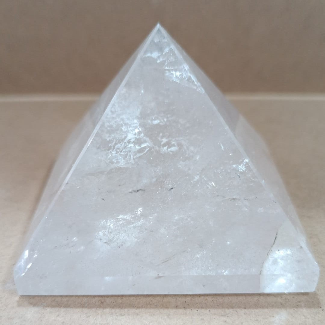 Pirámide de Cuarzo cristal de roca