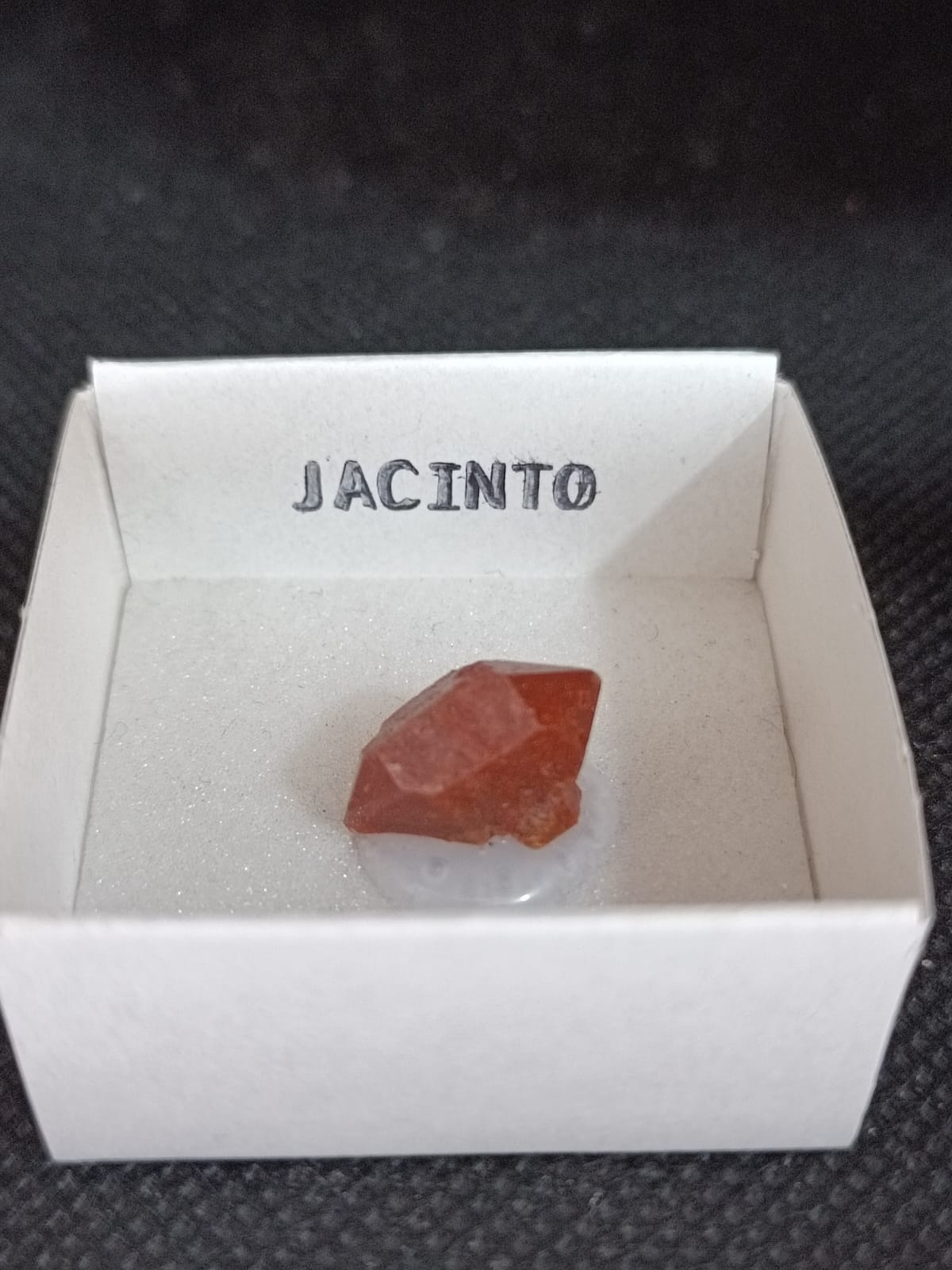 Mineral de colección Jacinto de Compostela