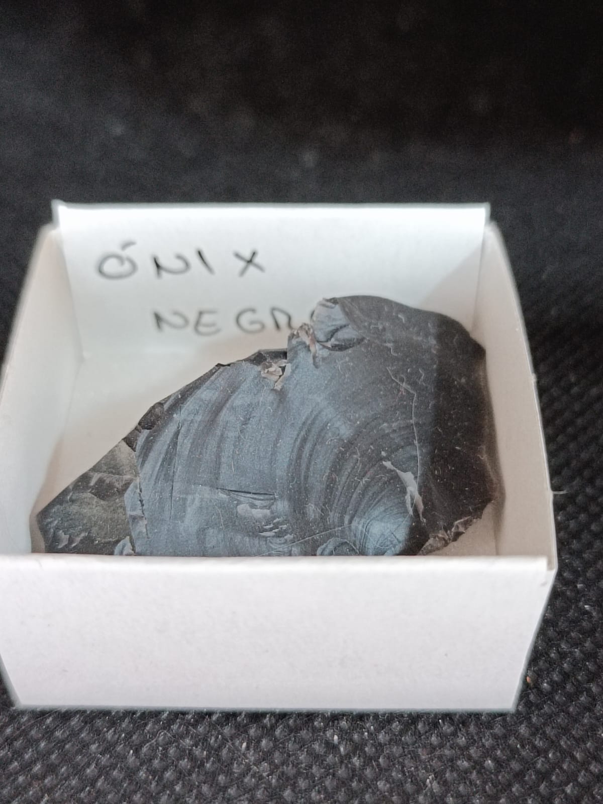 Mineral de colección Ónix negro
