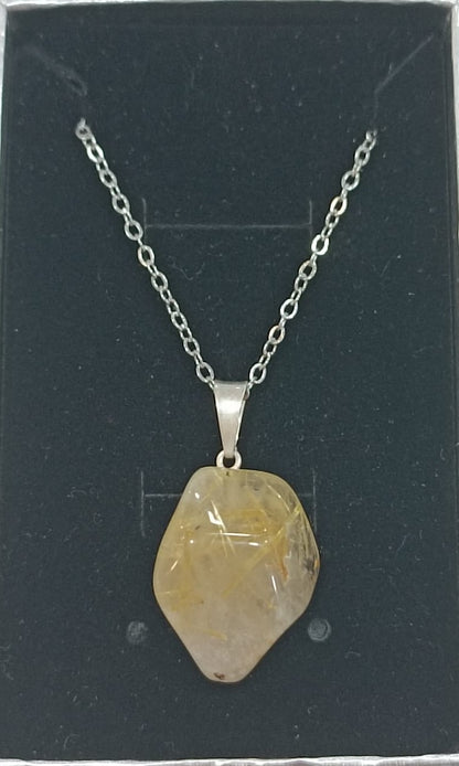 Colgante con anilla de plata variado pulido
