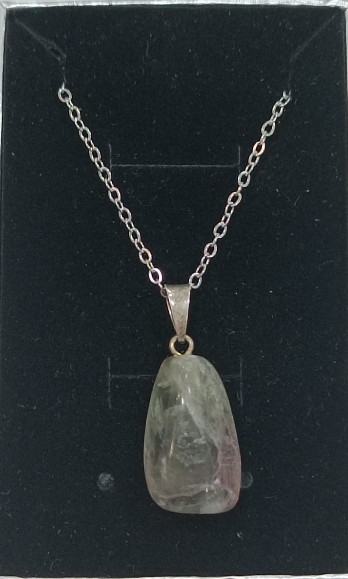 Colgante con anilla de plata variado pulido
