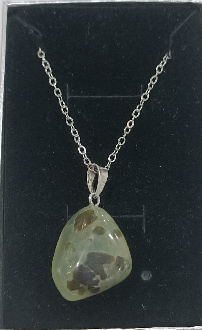 Colgante con anilla de plata variado pulido