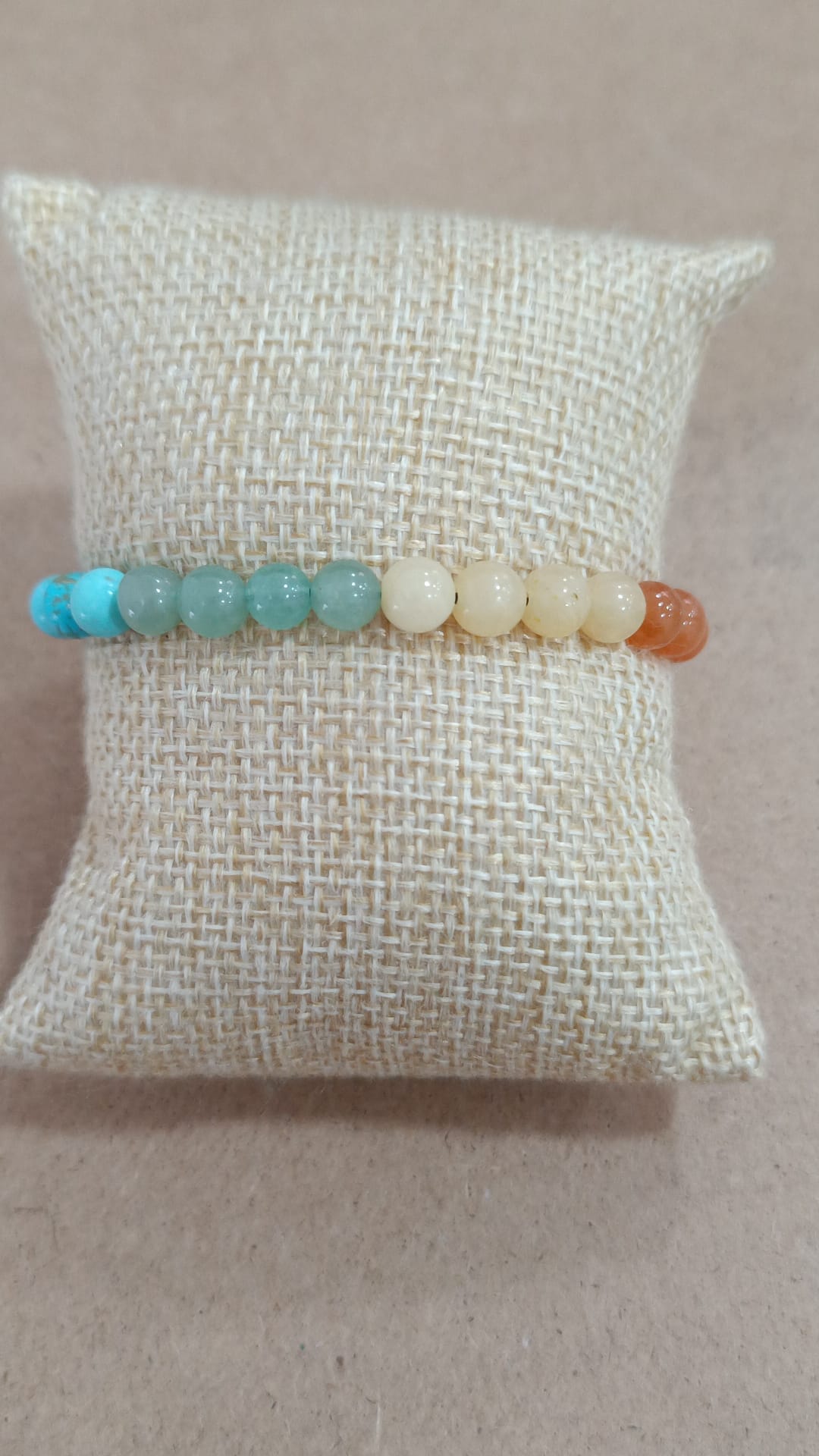 Pulsera elástica de mineral
