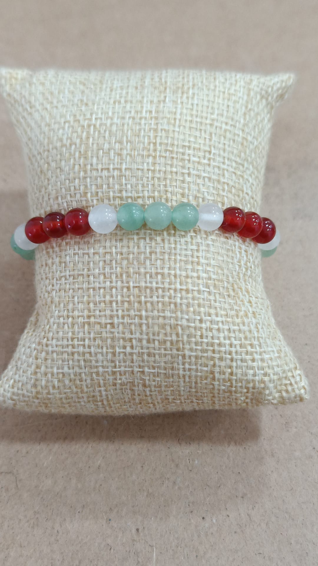 Pulsera elástica de mineral