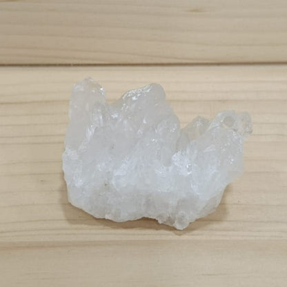 Masivo de Cuarzo cristal (formación en punta natural)