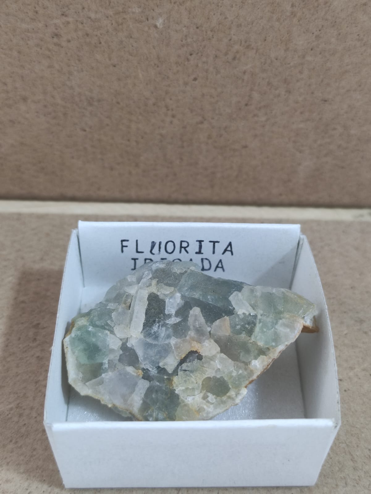Mineral de colección Fluorita irisada