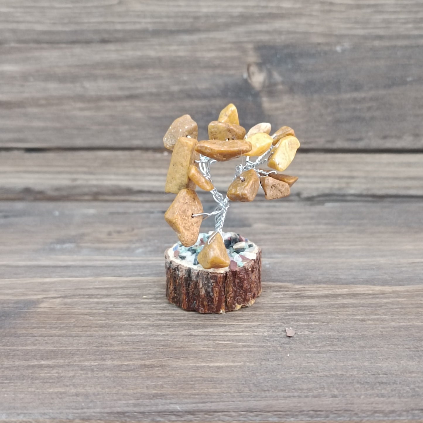 Árbol variado (base de madera)