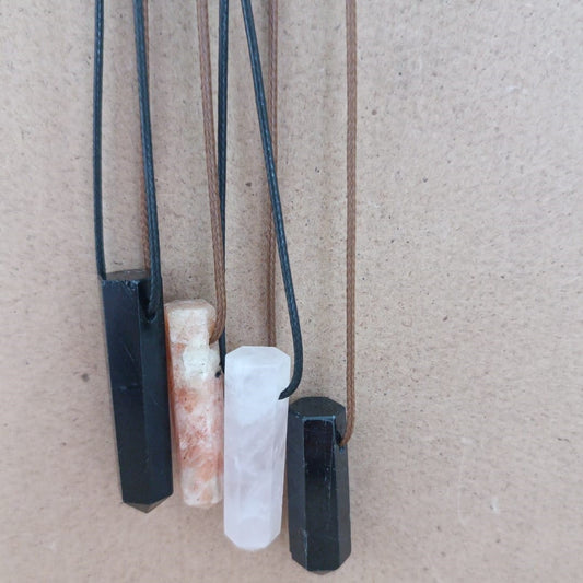Colgante con agujero variado punta