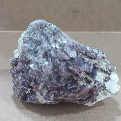 Masivo de Lepidolita con Mica