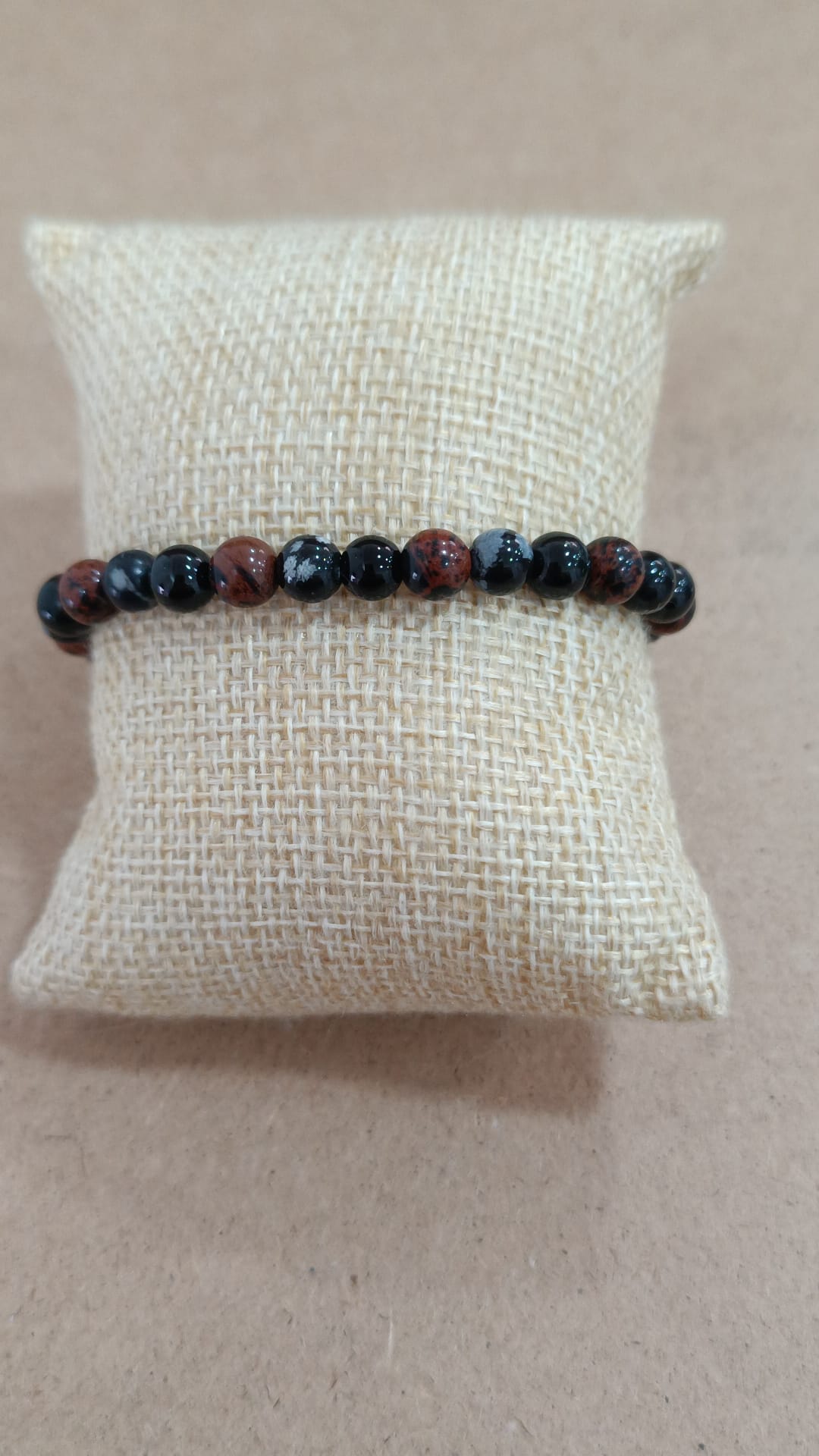 Pulsera elástica de mineral