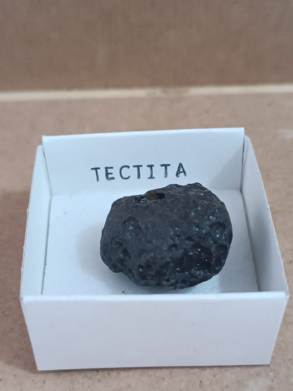 Mineral de colección Tectita