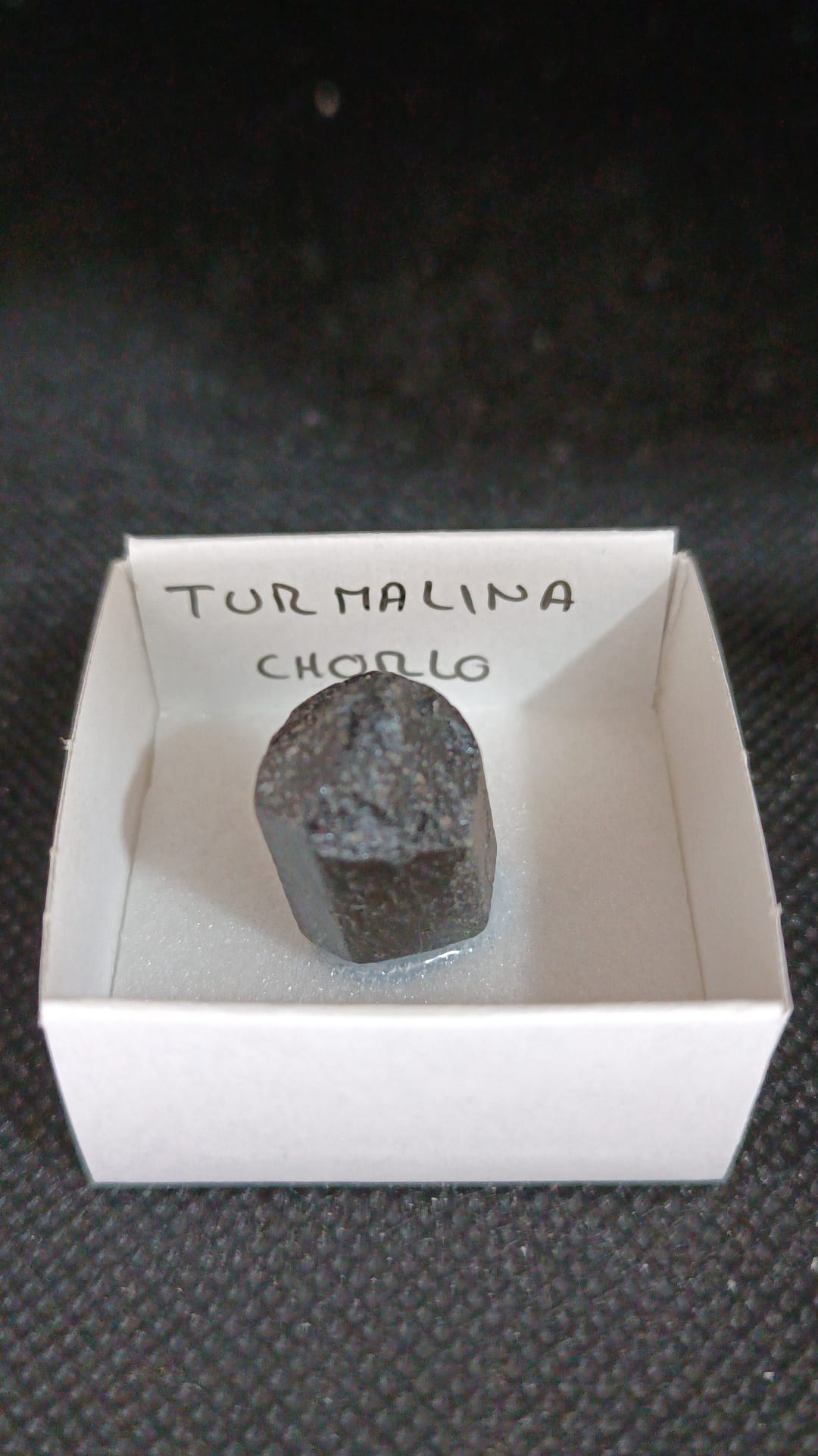Mineral de colección Turmalina chorlo