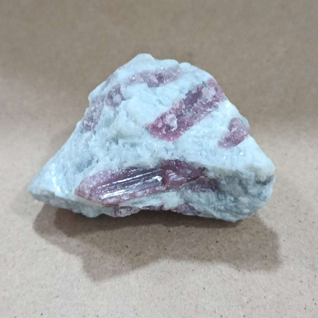 Masivo de Turmalina rosa