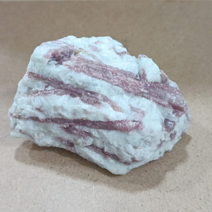 Masivo de Turmalina rosa